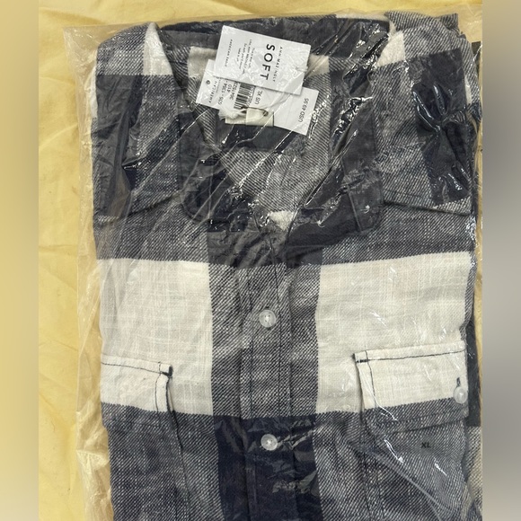 American Eagle NWT - Picture 3 of 4